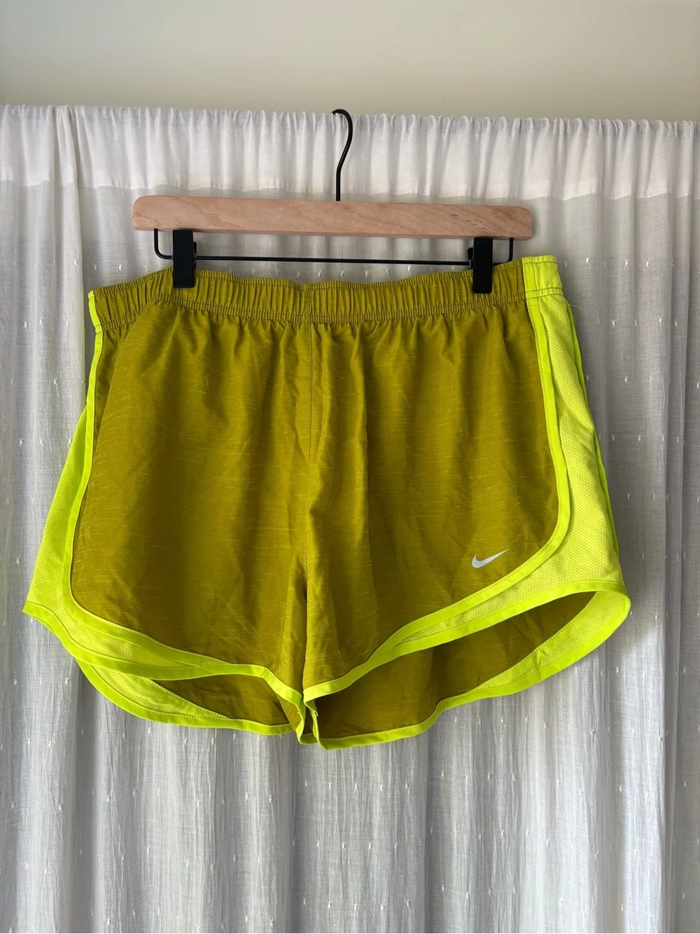 Nike Women’s Dri-FIT Running Shorts NWT